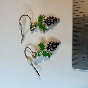 Source Unknown Black Grape Earrings with Green Leaves